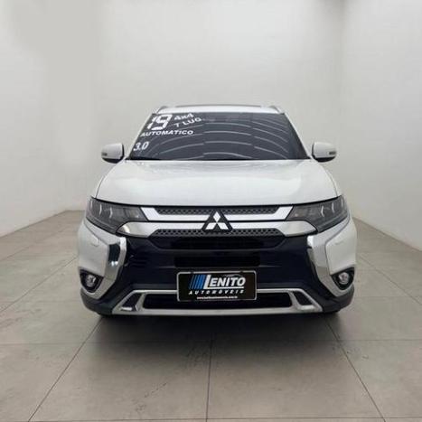 MITSUBISHI Outlander 3.0 V6 24V 4P HPE-S AWD AUTOMTICO, Foto 2