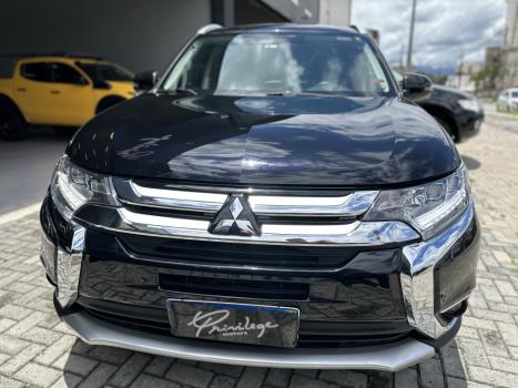 MITSUBISHI Outlander 2.2 16V 4P 4X4 DIESEL AUTOMTICO, Foto 3