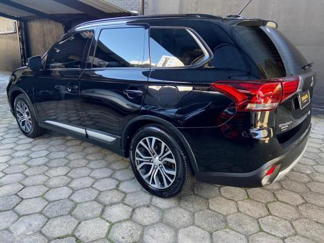 MITSUBISHI Outlander 2.0 16V 4P AUTOMTICO, Foto 6