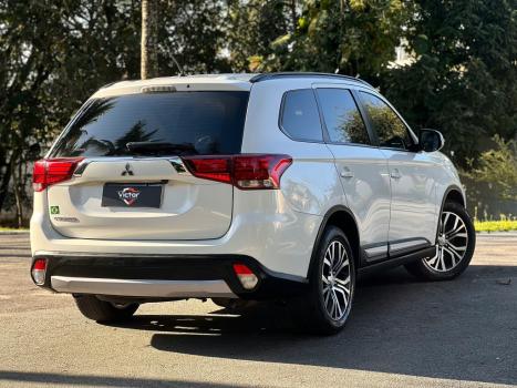 MITSUBISHI Outlander 2.0 16V 4P AUTOMTICO, Foto 15