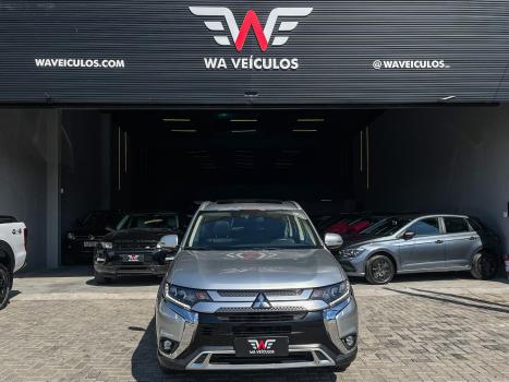 MITSUBISHI Outlander 3.0 V6 24V 4P 4X4 AUTOMTICO, Foto 9