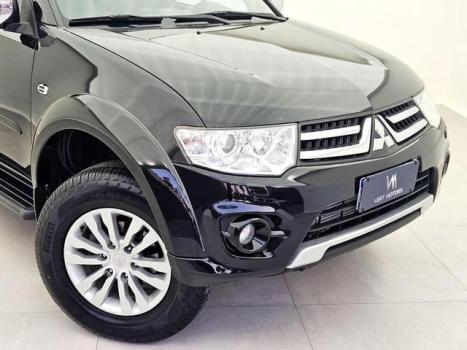 MITSUBISHI Pajero Dakar 3.2 16V 4P HPE 4X4  7 LUGARES TURBO INTECOOLER DIESEL AUTOMTICO, Foto 2