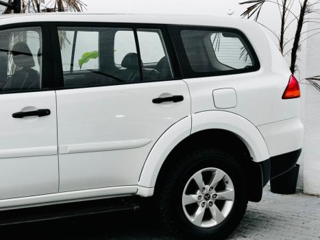 MITSUBISHI Pajero Dakar 3.2 16V 4P 4X4 TURBO DIESEL INTERCOOLER AUTOMTICO, Foto 2