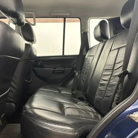 MITSUBISHI Pajero IO 1.8 16V 4P 4X4, Foto 15