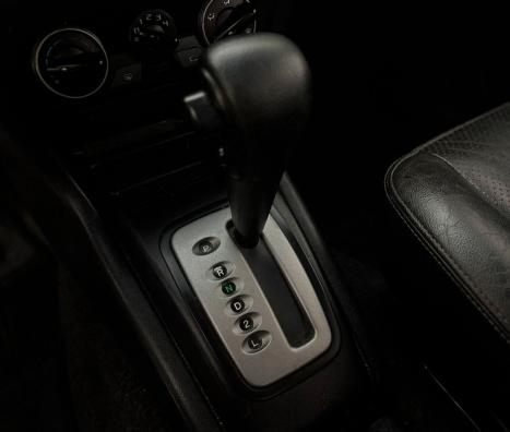 MITSUBISHI Pajero TR4 2.0 16V 4P, Foto 10