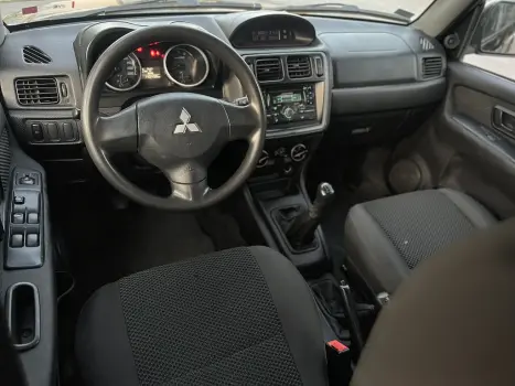MITSUBISHI Pajero TR4 2.0 16V 4P 4X4 FLEX, Foto 7