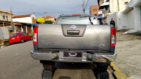 NISSAN Frontier 2.5 XE TURBO DIESEL CABINE DUPLA, Foto 2