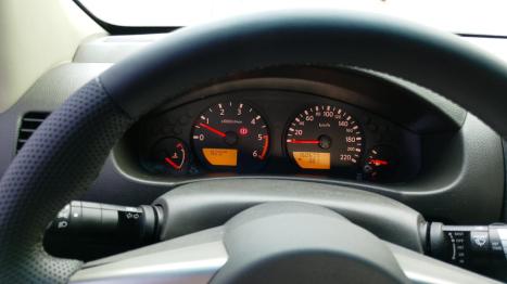 NISSAN Frontier 2.5 XE TURBO DIESEL CABINE DUPLA, Foto 7