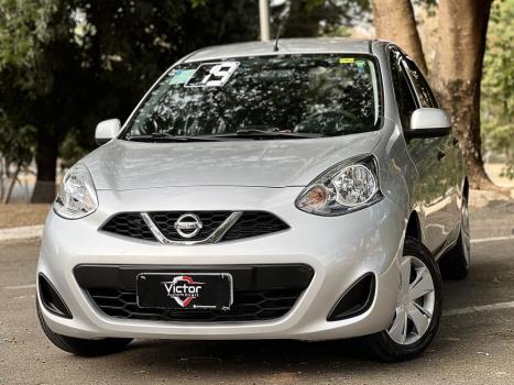NISSAN March 1.0 12V 4P S FLEX, Foto 3