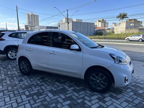 NISSAN March 1.6 16V 4P SV FLEX AUTOMTICO CVT, Foto 4