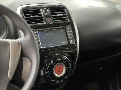 NISSAN March 1.6 16V 4P SL FLEX, Foto 10