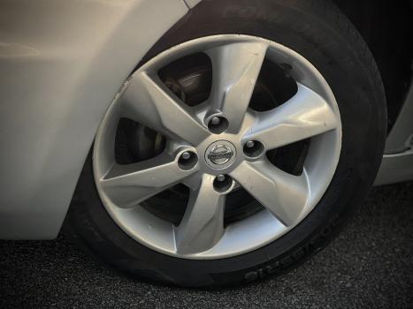 NISSAN Tiida Hatch 1.8 16V 4P SL FLEX, Foto 12