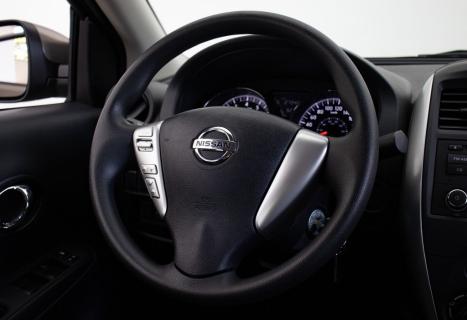 NISSAN Versa Sedan 1.6 16V 4P FLEXSTART V-DRIVE, Foto 9