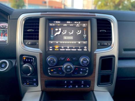 RAM 1500 5.7 V8 CLASSIC LARAMIE CABINE DUPLA 4X4 AUTOMTICO, Foto 14