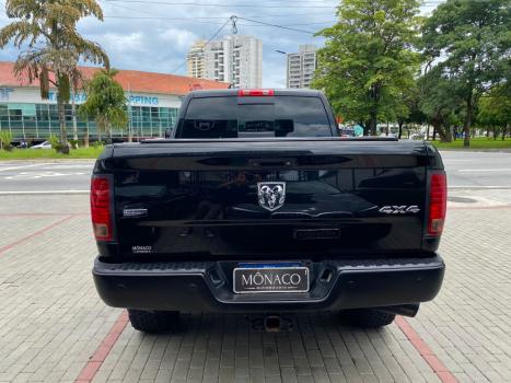 RAM 2500 6.7 I6 24V SLT CABINE DUPLA TURBO DIESEL LARAMIE 4X4 AUTOMTICO, Foto 4