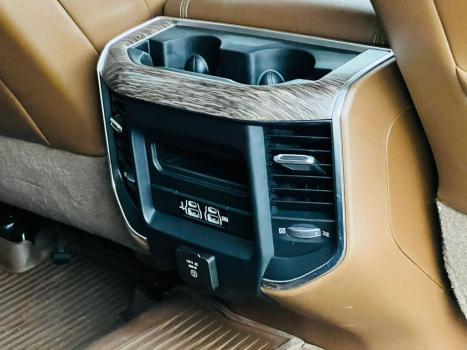 RAM 2500 6.7 I6 24V SLT CABINE DUPLA TURBO DIESEL LARAMIE 4X4 AUTOMTICO, Foto 24