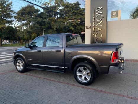 RAM Classic 5.7 V8 32V 4P HEMI LARAMIE AUTOMTICO, Foto 4
