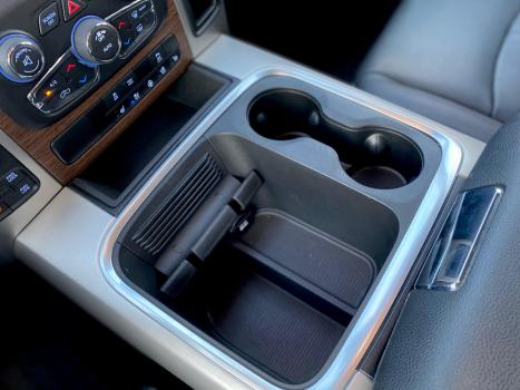 RAM Classic 5.7 V8 32V 4P HEMI LARAMIE AUTOMTICO, Foto 14