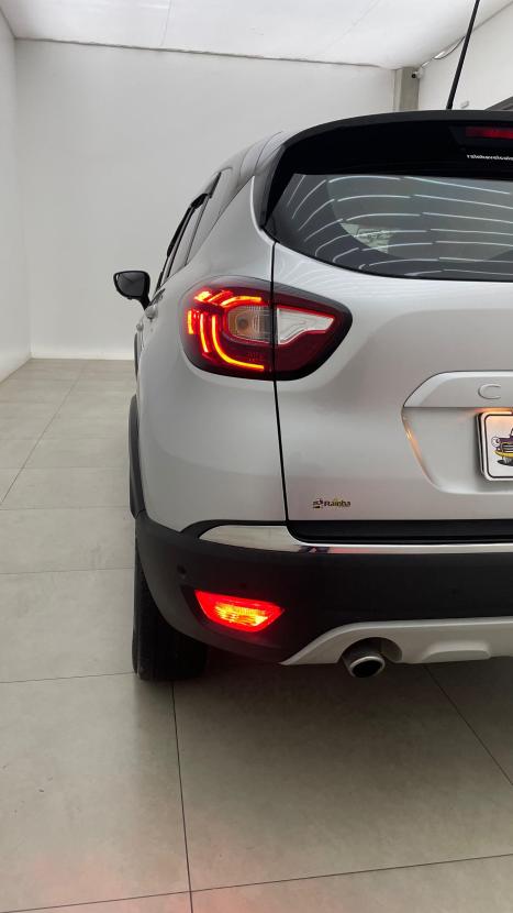 RENAULT Captur 1.3 16V 4P FLEX TCE ICONIC TURBO X-TRONIC AUTOMTICO CVT, Foto 6