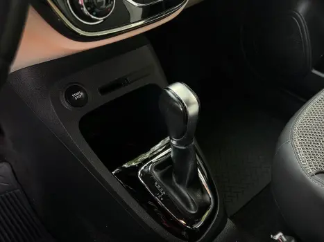 RENAULT Captur 1.6 16V 4P FLEX SCE INTENSE X-TRONIC CVT, Foto 8