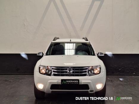 RENAULT Duster 1.6 16V 4P FLEX TECH ROAD, Foto 2