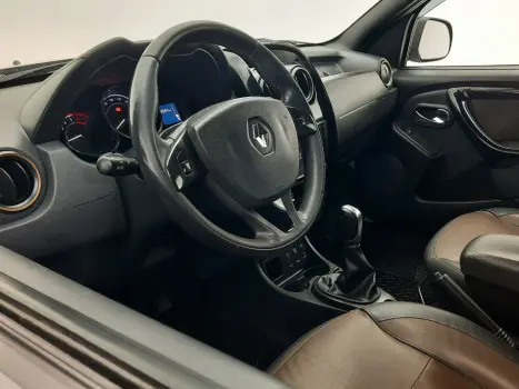 RENAULT Duster 2.0 16V 4P FLEX DYNAMIQUE AUTOMTICO, Foto 17