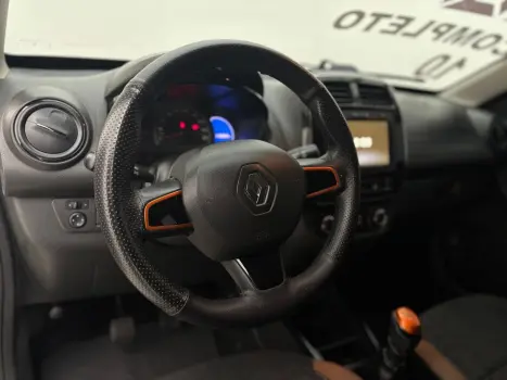 RENAULT Kwid 1.0 12V 4P SCE FLEX OUTSIDER, Foto 10
