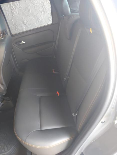 RENAULT Oroch 1.3 16V 4P OUTSIDER TURBO TCe AUTOMTICO CVT, Foto 8