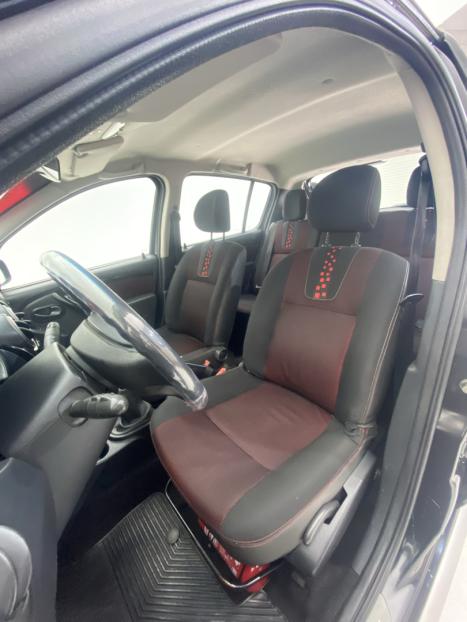 RENAULT Sandero 1.6 4P FLEX STEPWAY RIP CURL, Foto 6