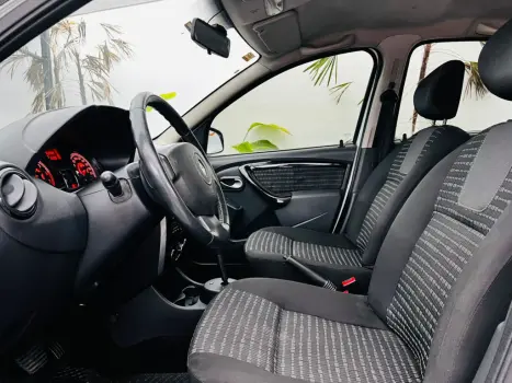RENAULT Sandero 1.6 16V 4P FLEX PRIVILEGE, Foto 13