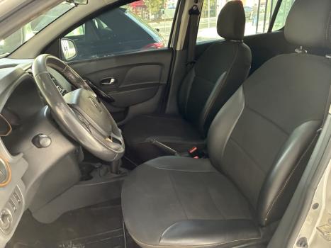 RENAULT Sandero 1.6 16V 4P FLEX STEPWAY, Foto 2