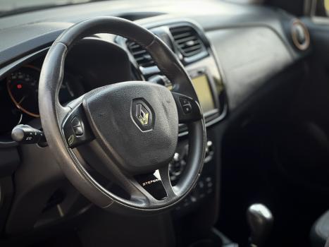 RENAULT Sandero 1.6 4P FLEX STEPWAY, Foto 2