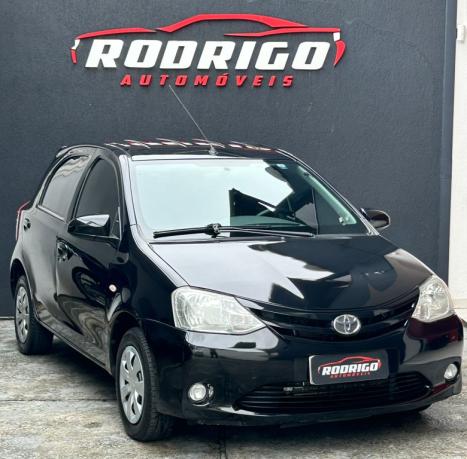 TOYOTA Etios Hatch 1.3 16V 4P FLEX X, Foto 2