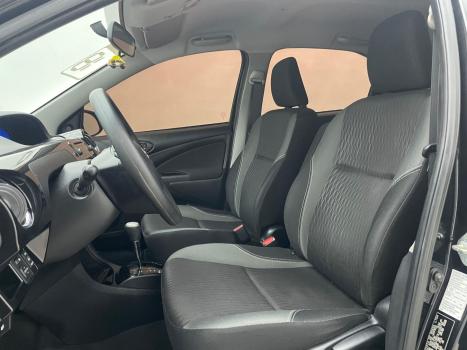 TOYOTA Etios Hatch 1.5 16V 4P FLEX XS AUTOMTICO, Foto 8
