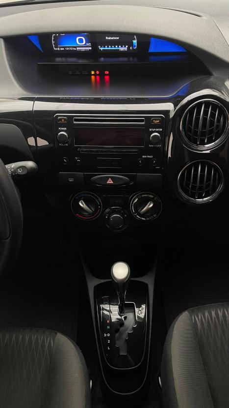 TOYOTA Etios Hatch 1.5 16V 4P FLEX XS AUTOMTICO, Foto 14