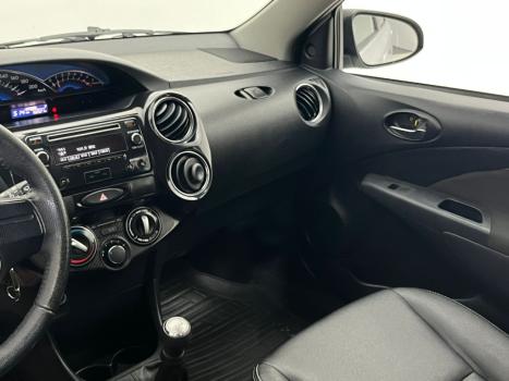 TOYOTA Etios Hatch 1.5 16V 4P FLEX XLS, Foto 14
