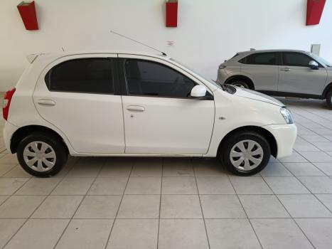TOYOTA Etios Hatch 1.5 16V 4P FLEX XS, Foto 6