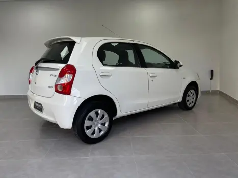 TOYOTA Etios Hatch 1.5 16V 4P FLEX L, Foto 3