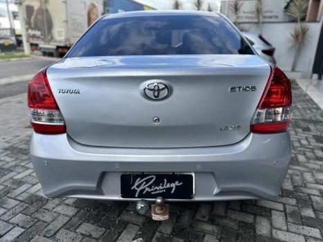TOYOTA Etios Sedan 1.5 16V 4P FLEX XS AUTOMTICO, Foto 4