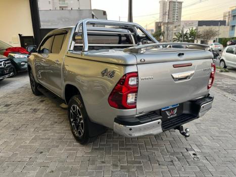 TOYOTA Hilux Caminhonete 2.8 16V SRX 4X4 TURBO DIESEL CABINE DUPLA AUTOMTICO, Foto 10