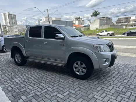 TOYOTA Hilux Caminhonete 3.0 16V 4P 4X4 SRV TURBO DIESEL CABINE DUPLA AUTOMTICO, Foto 8