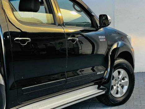 TOYOTA Hilux Caminhonete 3.0 4P 4X4 SRV TURBO DIESEL TOP CABINE DUPLA AUTOMTICO, Foto 5