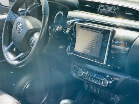 TOYOTA Hilux Caminhonete 2.8 16V SRX 4X4 TURBO DIESEL CABINE DUPLA AUTOMTICO, Foto 7