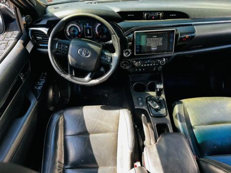TOYOTA Hilux Caminhonete 2.8 16V SRX 4X4 TURBO DIESEL CABINE DUPLA AUTOMTICO, Foto 16