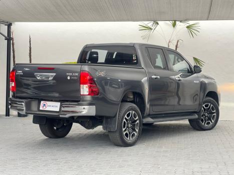 TOYOTA Hilux Caminhonete 2.8 16V SRV 4X4 DIESEL CABINE DUPLA AUTOMTICO, Foto 10