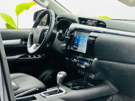 TOYOTA Hilux Caminhonete 2.8 16V SRV 4X4 DIESEL CABINE DUPLA AUTOMTICO, Foto 19