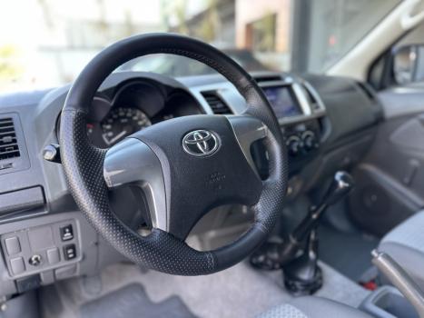 TOYOTA Hilux Caminhonete 3.0 4P 4X4 DIESEL CABINE DUPLA, Foto 4