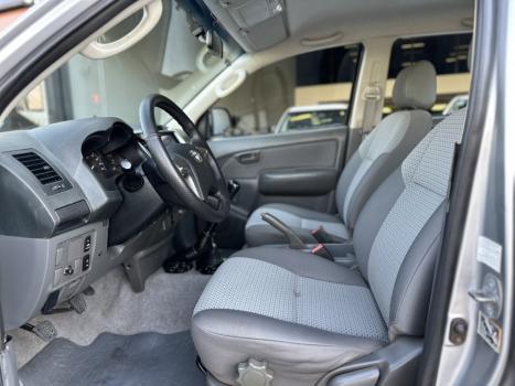 TOYOTA Hilux Caminhonete 3.0 4P 4X4 DIESEL CABINE DUPLA, Foto 5