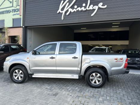 TOYOTA Hilux Caminhonete 3.0 4P 4X4 DIESEL CABINE DUPLA, Foto 10