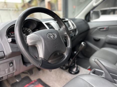 TOYOTA Hilux Caminhonete 3.0 4P 4X4 DIESEL CABINE DUPLA, Foto 3